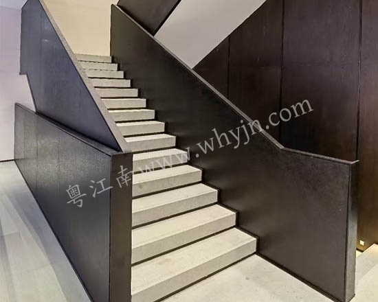 楼梯包板